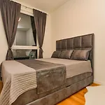 Apartman \